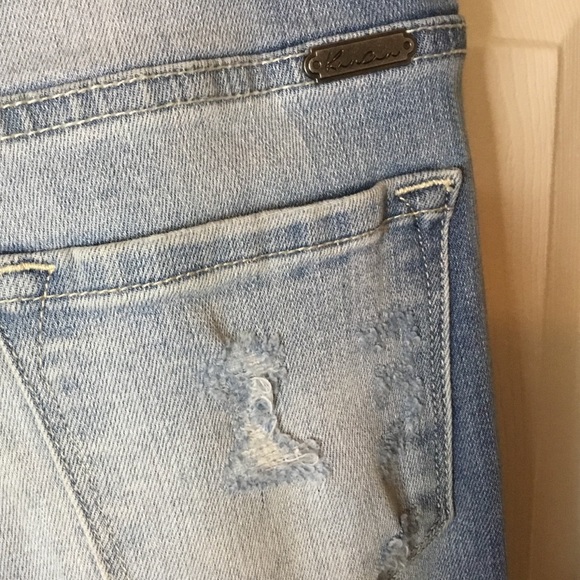 KanCan Skinny Distressed Light Wash Jeans - 23 - Picture 5 of 10